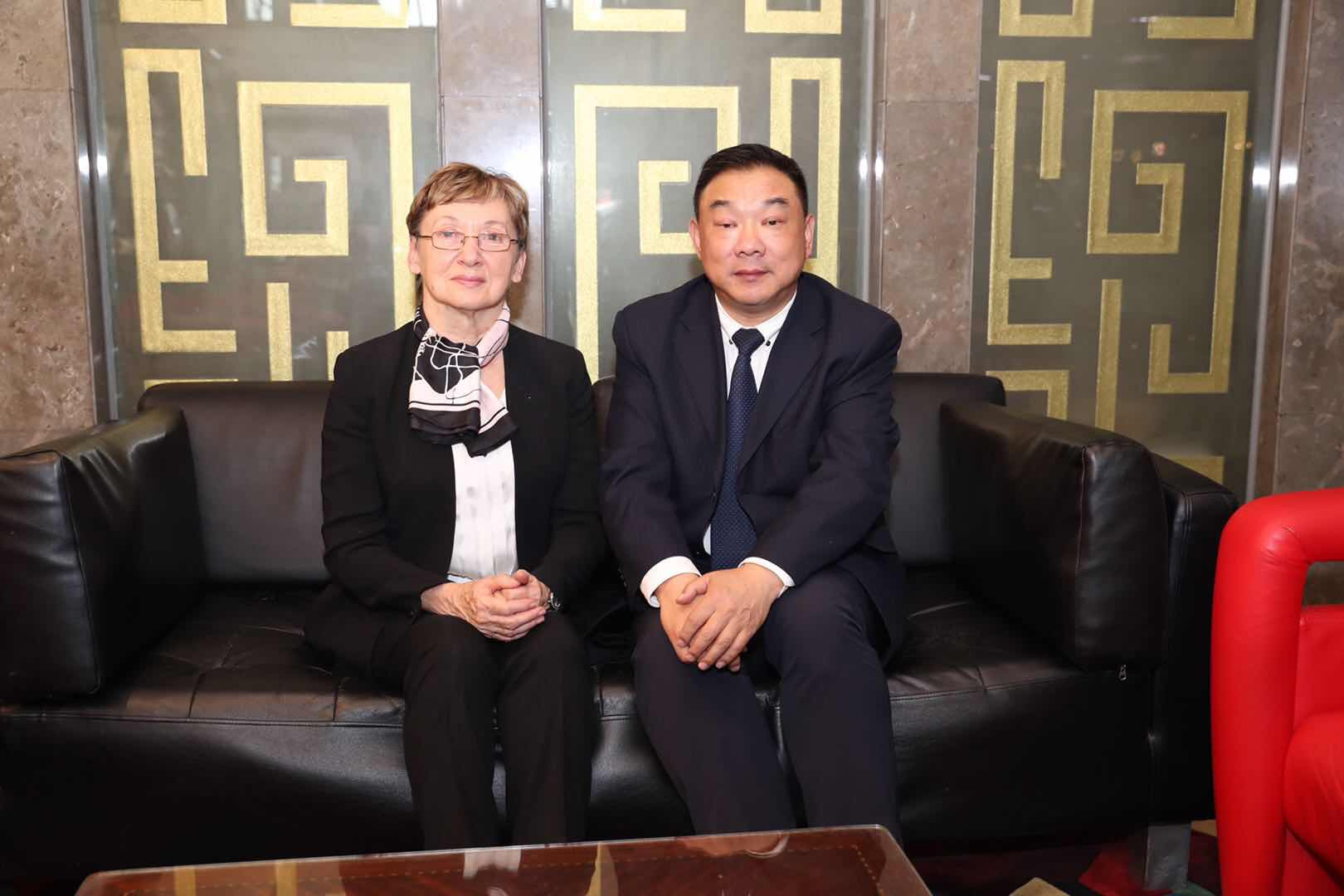 布兰卡团队：定义通信与控制芯片技术标准  在西安高新打造智能制造的终极时代