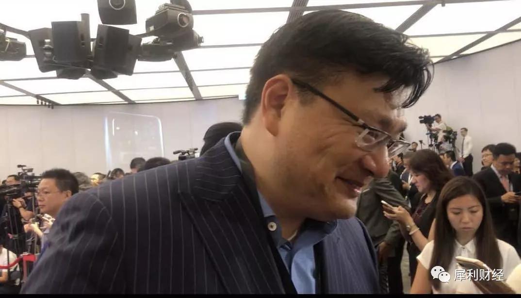小米上市现场：雷军最强朋友圈的一次大展示（附视频）