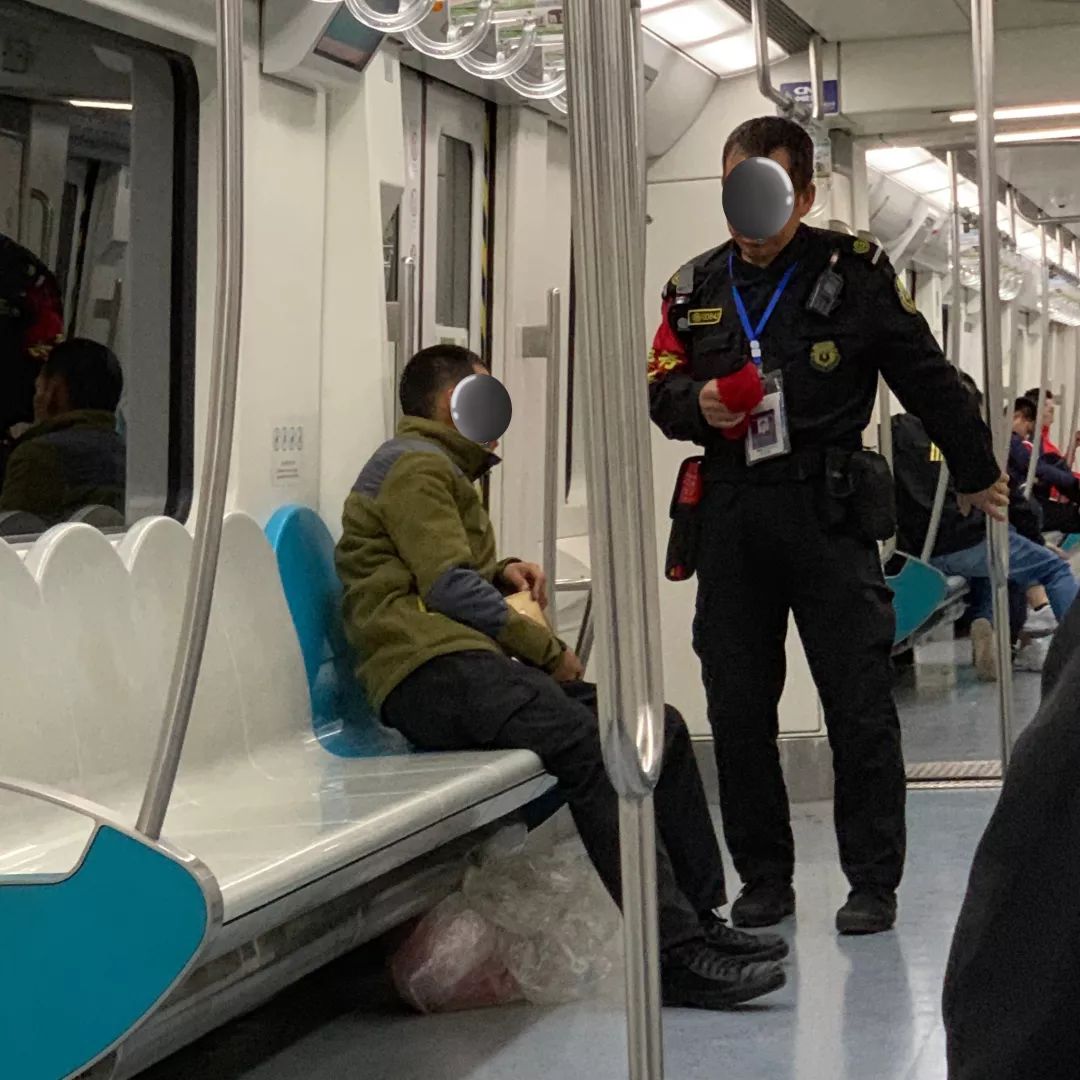 帝都末班车生态图鉴