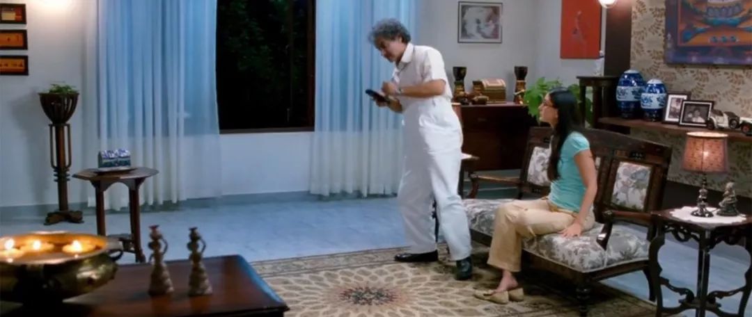 用电影《三傻》，小小感受一下印度与中国的城市差别