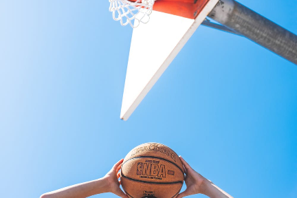 氪星晚报｜腾讯体育暂停转播NBA季前赛；VIPKID确认腾讯领投其E轮融资；蔚来三季度交付汽车4799辆