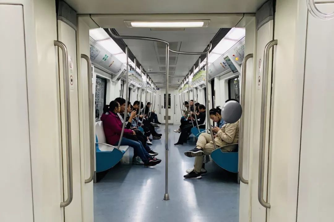 帝都末班车生态图鉴