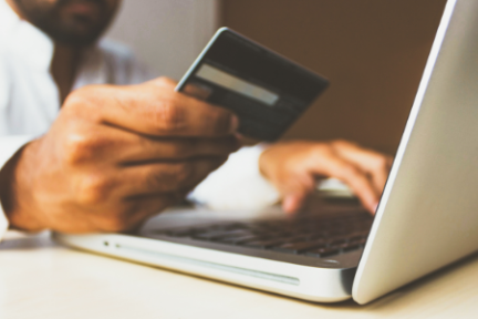 财报挖掘机 | 机构资金占比增加，小赢科技持续增长