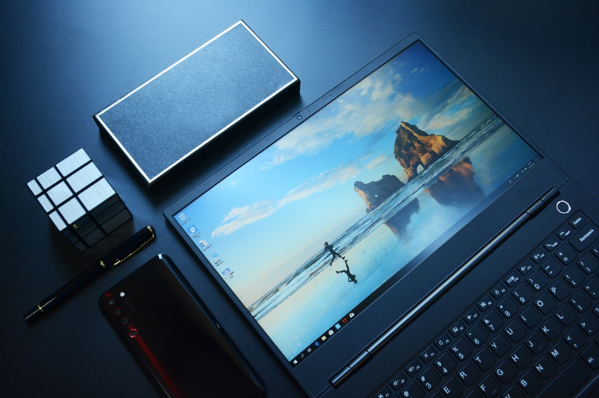 ​轻薄有质，随心而变！ 联想昭阳K4精美图赏