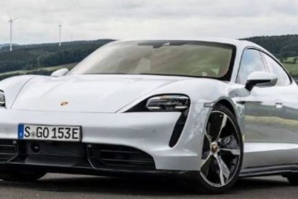 电动车赛道上，为何保时捷要用Taycan硬杠特斯拉？