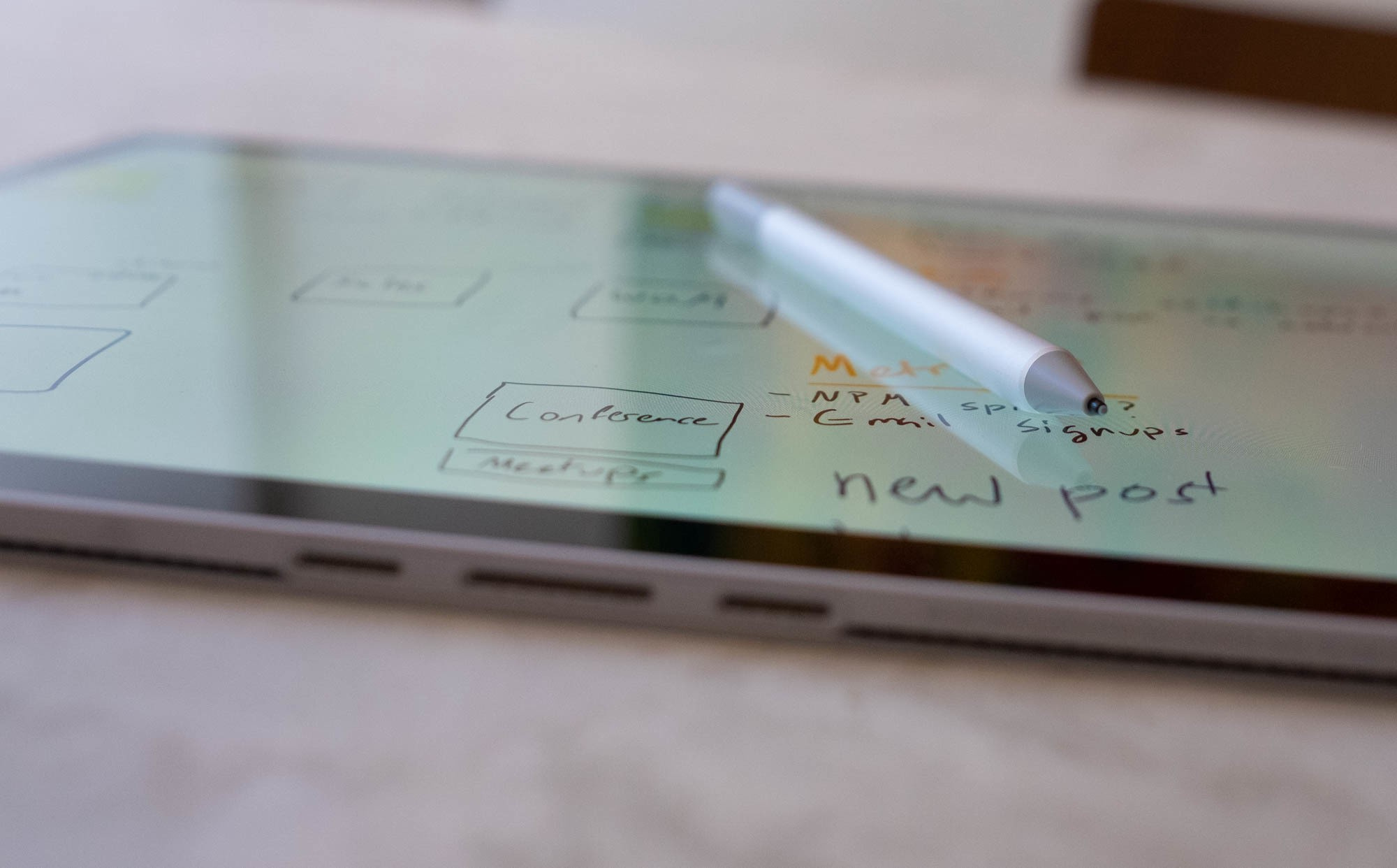 微软 Surface Book 2，正是苹果 Macbook Pro 要努力活成的样子