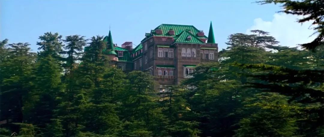 用电影《三傻》，小小感受一下印度与中国的城市差别