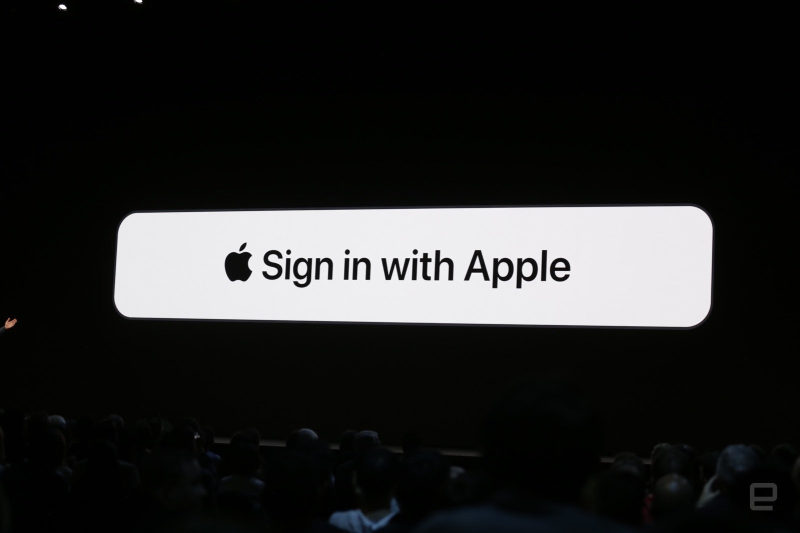 苹果推出“Sign in with Apple”服务，背后真实意图是什么？