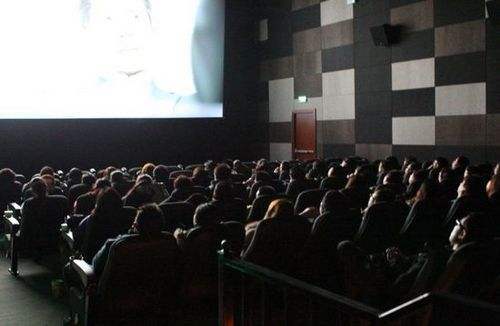 科学研究表明，看恐怖电影有助于缓解焦虑