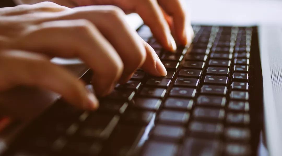 腾讯、今日头条同时报警：这群“敌人”在搞我们！