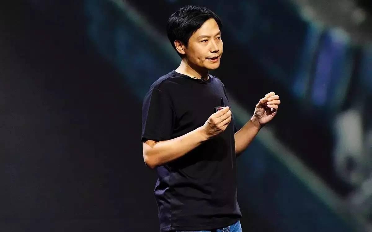 氪星晚报 | 李彦宏：全球首款L4级无人巴士量产；海航董事长王健摔伤去世​；传映客IPO定价3.85港元