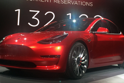 特斯拉Model 3降价，或与美国调整新能源车税收有关