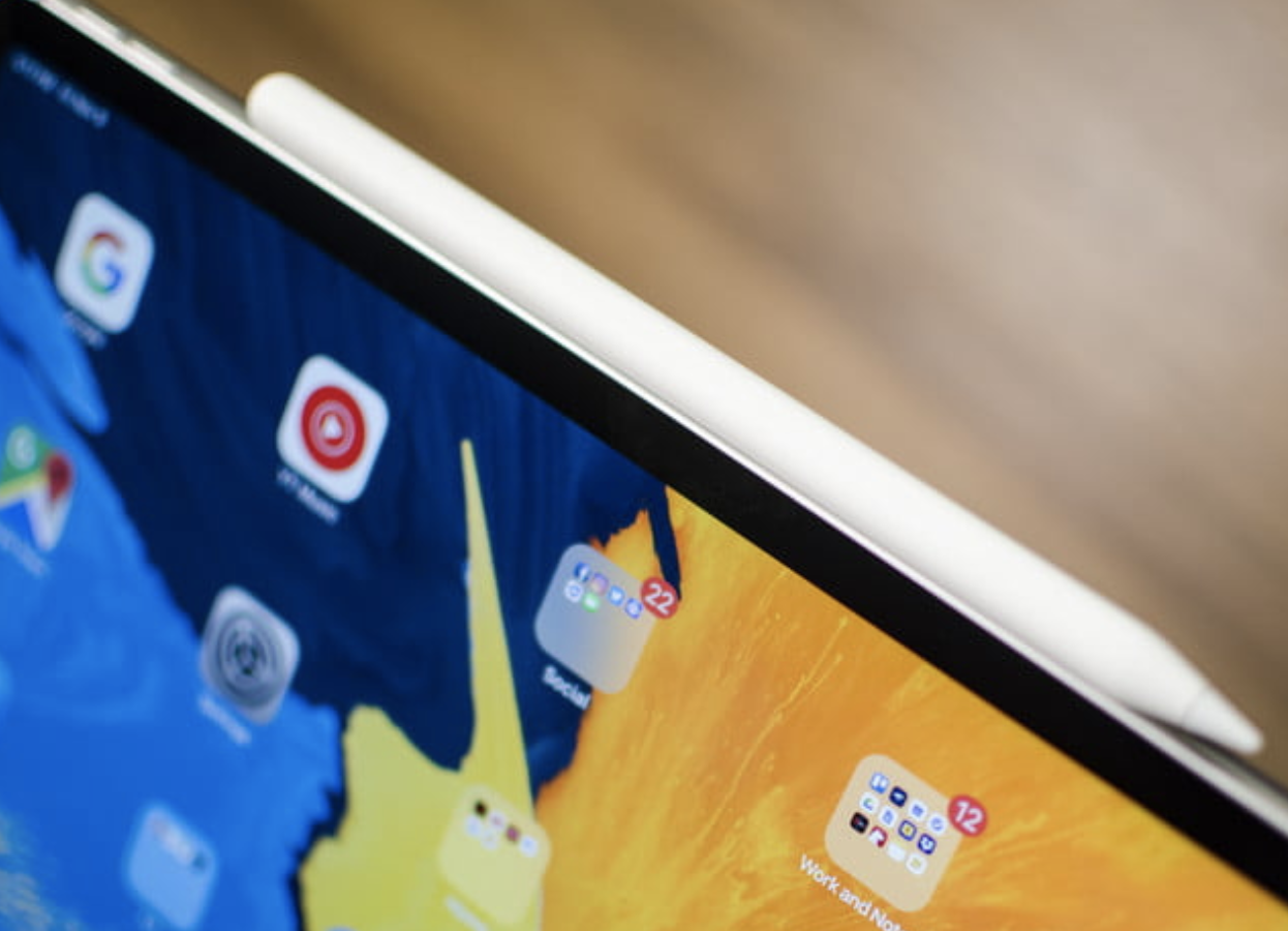 新MacBook Air不会显著推动笔记本电脑的变革，但iPad Pro会