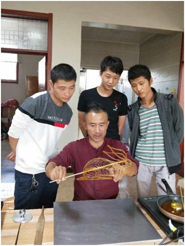 叫醒沉睡非遗的不是梦想 是短视频