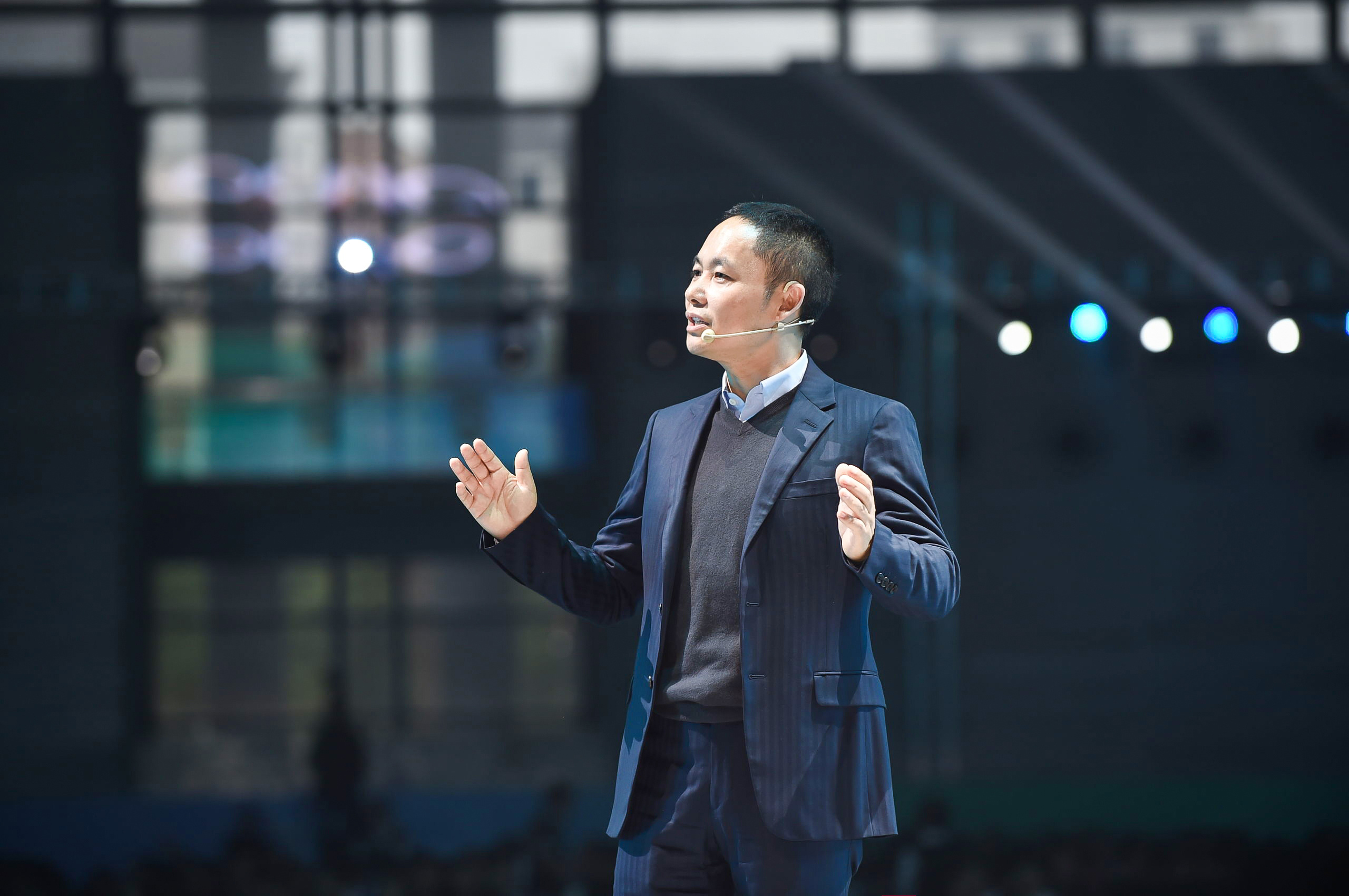 OPPO创始人陈明永：2019年要拥抱变革