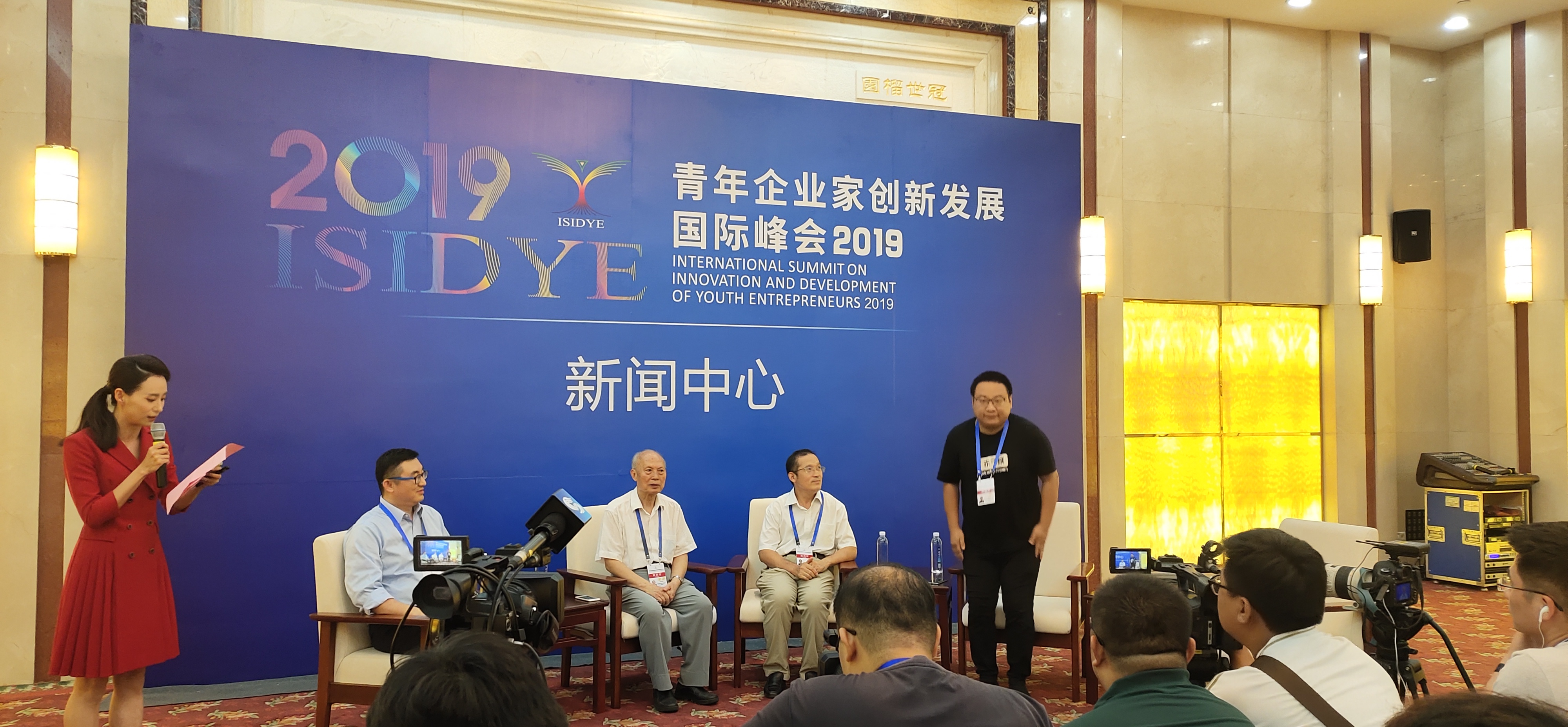 赤子城科技CEO刘春河：人工智能价值的评判标准就是是否能够赚钱