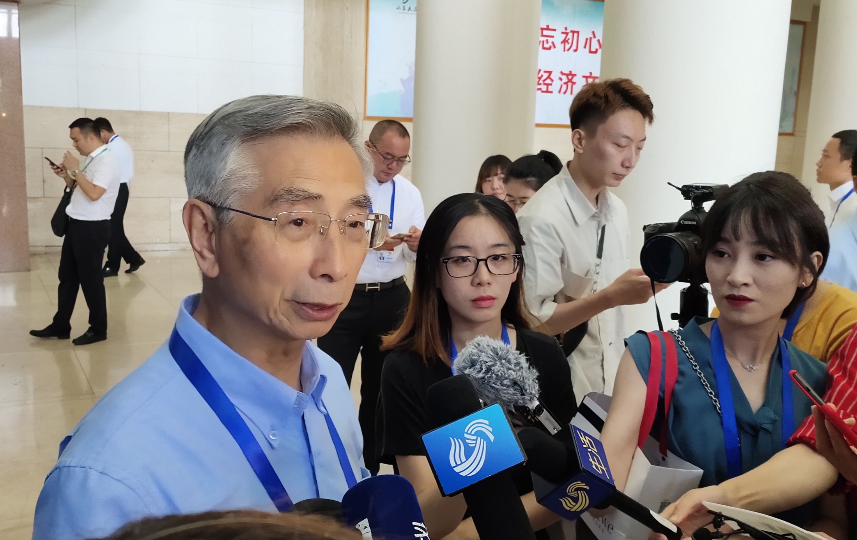 中国工程院院士 倪光南：中国软件产业增长最快 但投入极低