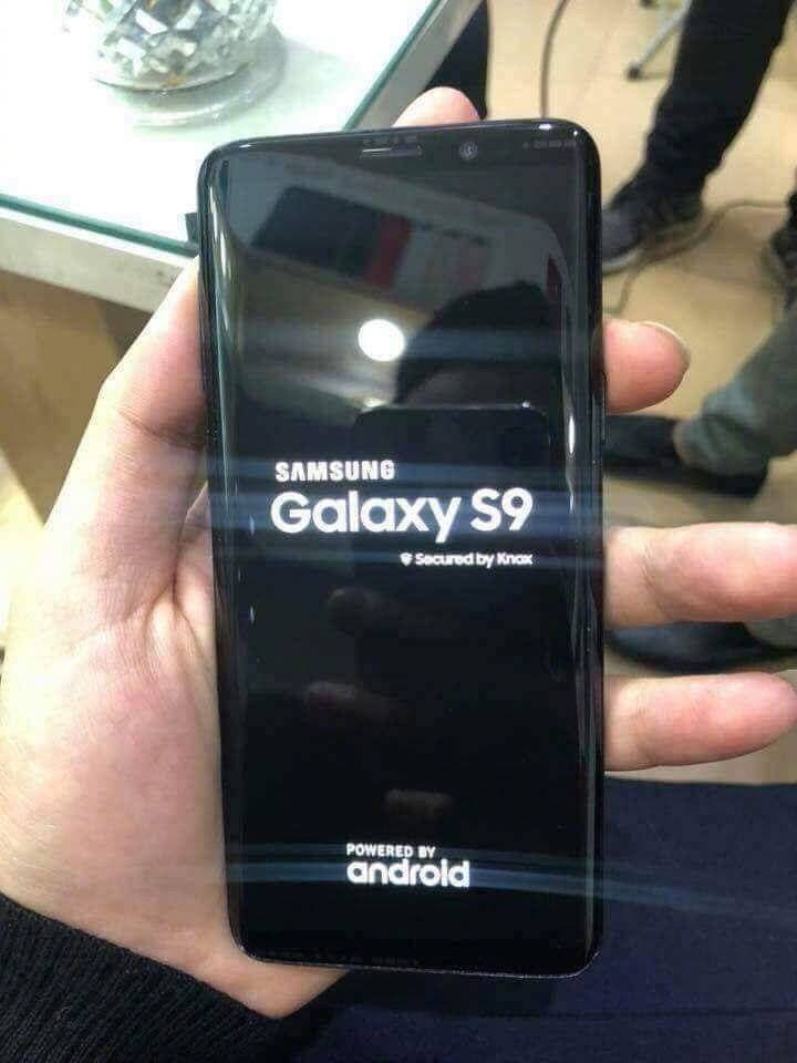 三星Galaxy S9真机亮屏谍照曝光