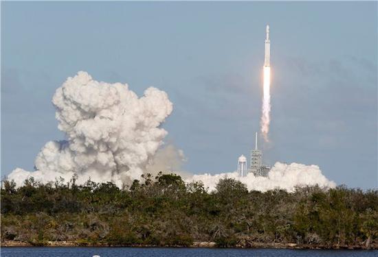 马斯克：SpaceX猎鹰重型火箭上的总投资超过5000万美元