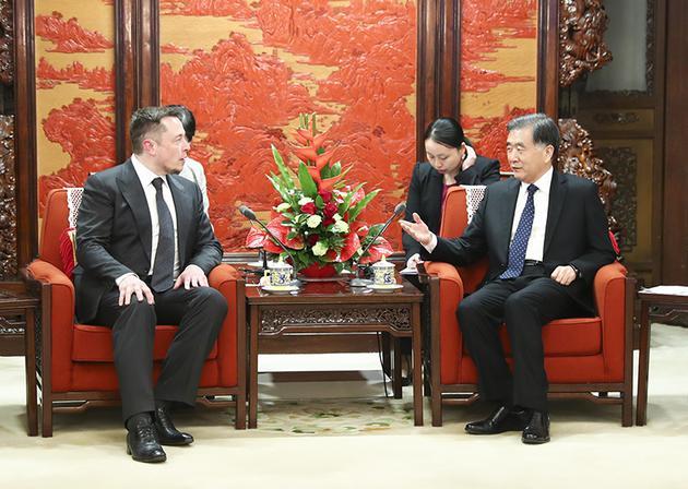 国务院副总理汪洋会见特斯拉董事长马斯克
