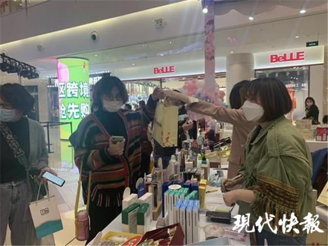 美妆促销、跨境电商创新平台启动……南京栖霞多举措鼓励市民消费