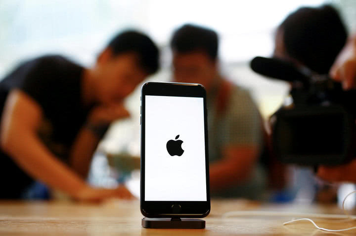 外媒称苹果完成4款iPhone 12系列设计：刘海缩小、摄像头加入雷达