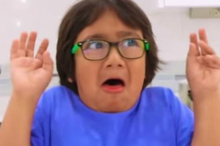 9 岁视频主播年赚 1.8 亿，但儿童网红相关的争议从未停息