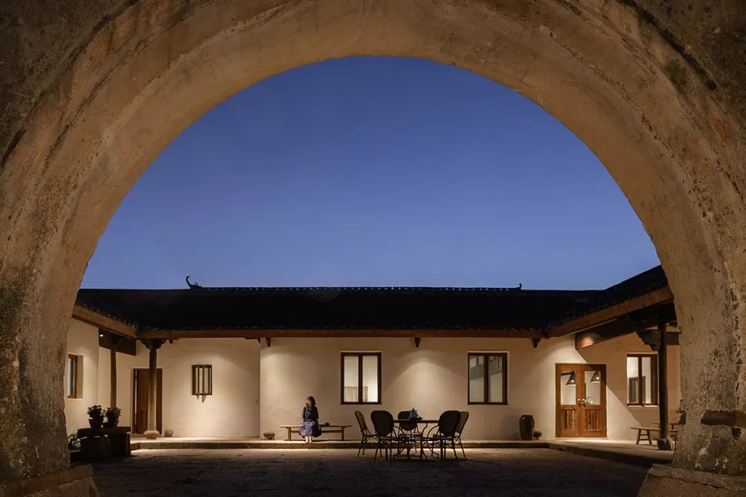 行业归零重组老牌民宿西坡打的是什么牌