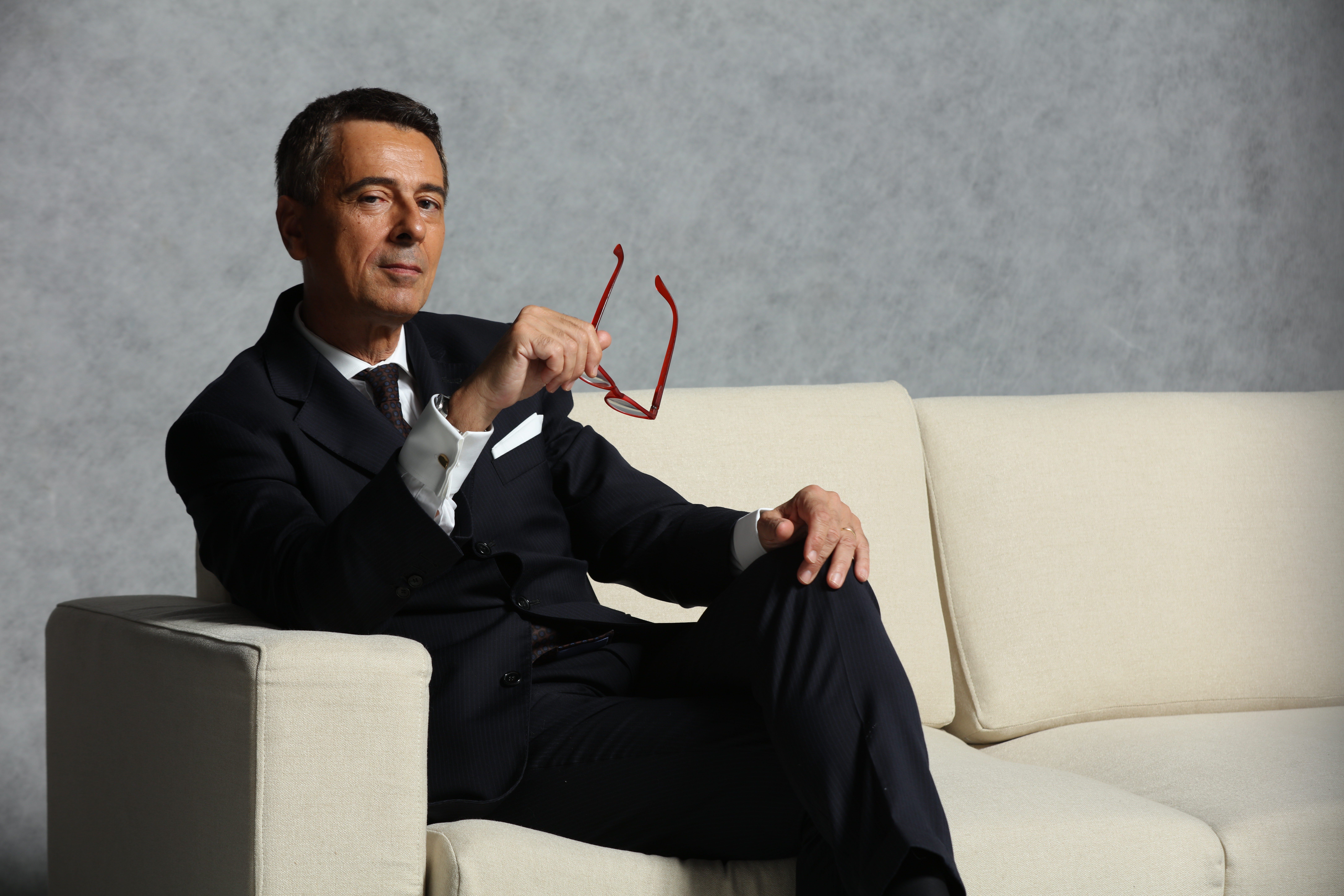 生活家装饰首席签约设计师恩里克家装设计是基于家庭的情感表达