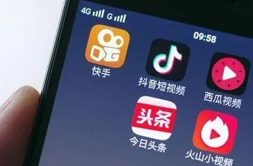 电商直播大战阴影下的“蘑菇街们”