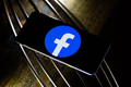 剑桥数据丑闻终于和解，Facebook认罚50亿美元创纪录