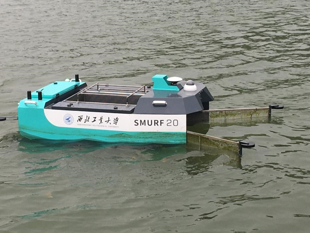 可实现90%以上自动化水面清理，无人驾驶清洁船“亮相”两江协同创新区