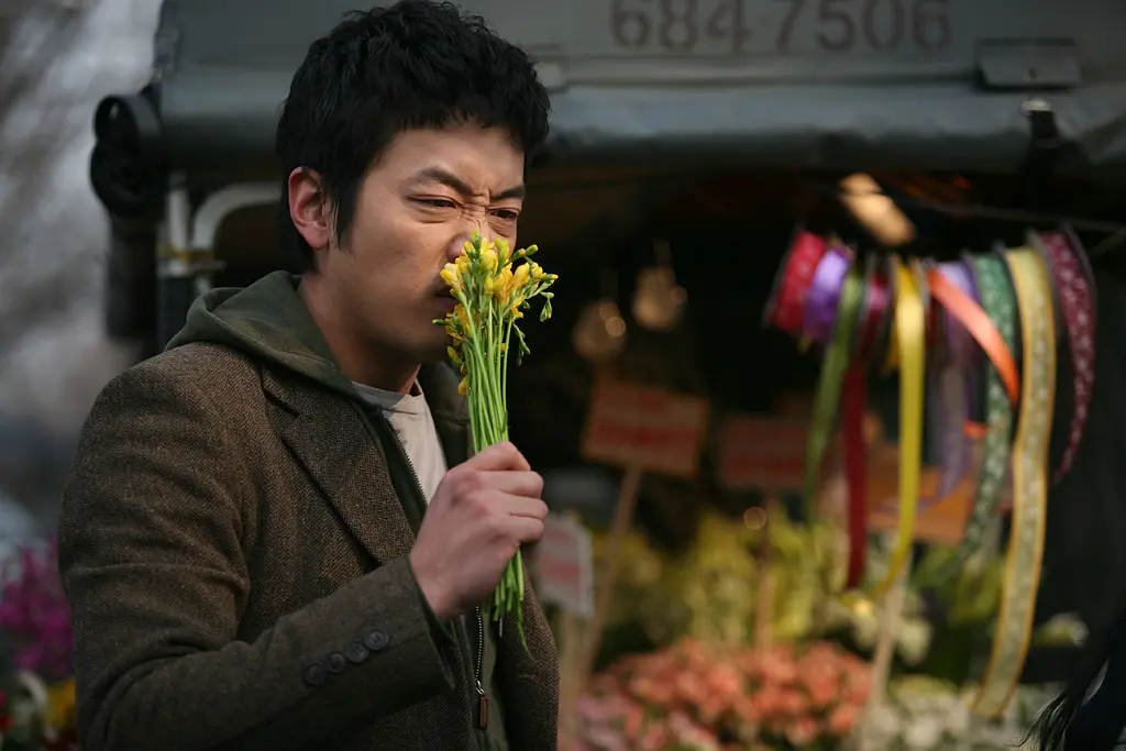 十余位韩国明星的三星GalaxyS被黑，黑客用隐私勒索巨款，主犯疑窝藏中国仍未落网