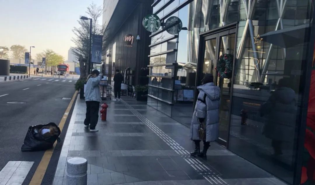 腰部网红的影响力矩阵宿命：账号一摞，机会不多