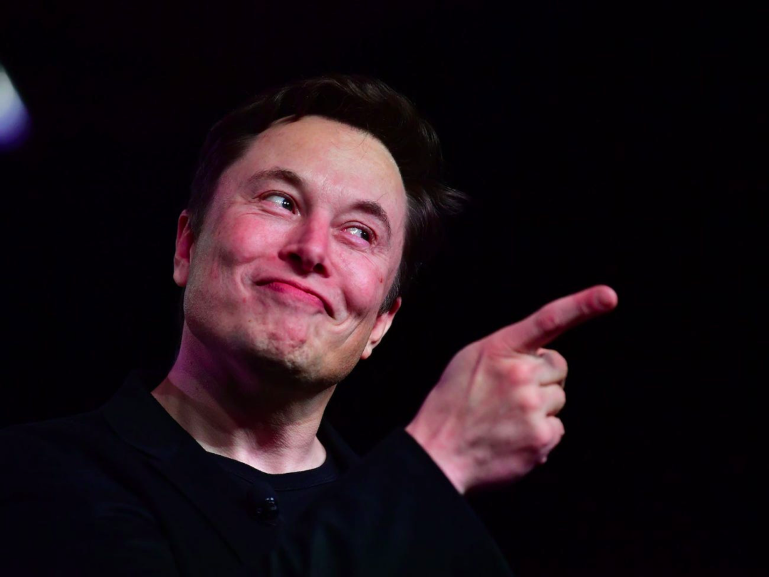 Tesla半年市值平均超1000亿美元，马斯克开心解锁7亿美元酬劳宝箱