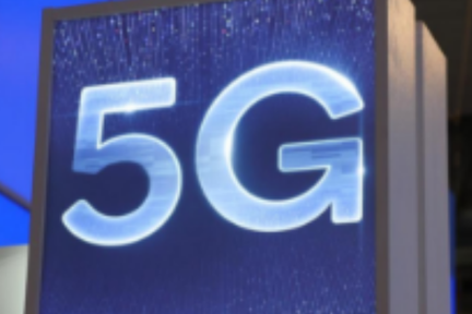 中国5G换机潮加速：苹果暂无计可施，国产厂商年底或推1500元5G手机