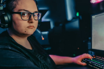 2020MCN行业白皮书发布：机构破2万，三成营收破亿，业态迭代迅速