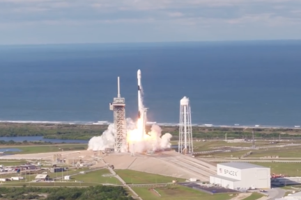 载人火箭首发前夜，SpaceX完成新一轮3.46亿美元融资