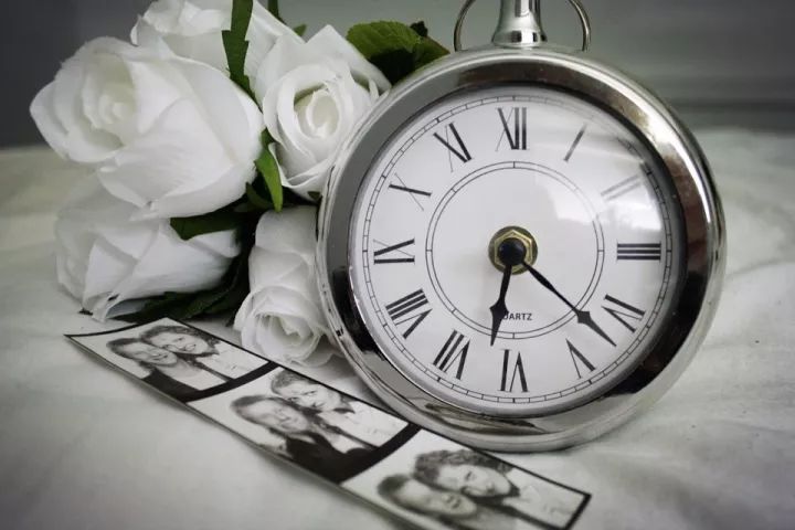 你不是迪丽热巴，不要奢望触手可及的幸福：普通人的职场翻身仗，到底有多难？