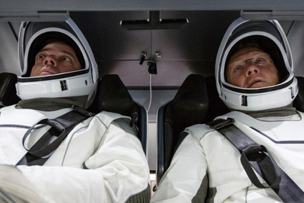 最前线丨因为天气原因，SpaceX首次载人发射推迟至周日
