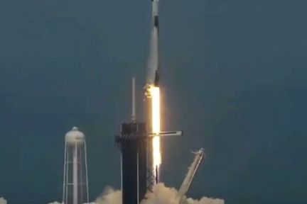 SpaceX 18年里程碑，全球首次商业载人发射的前世今生