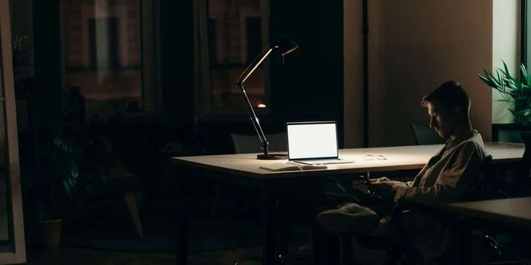 只要Cash，莫谈Option？CEO如何争取员工的“青春投资”？