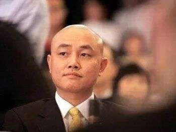 直播带货，就差黄光裕了