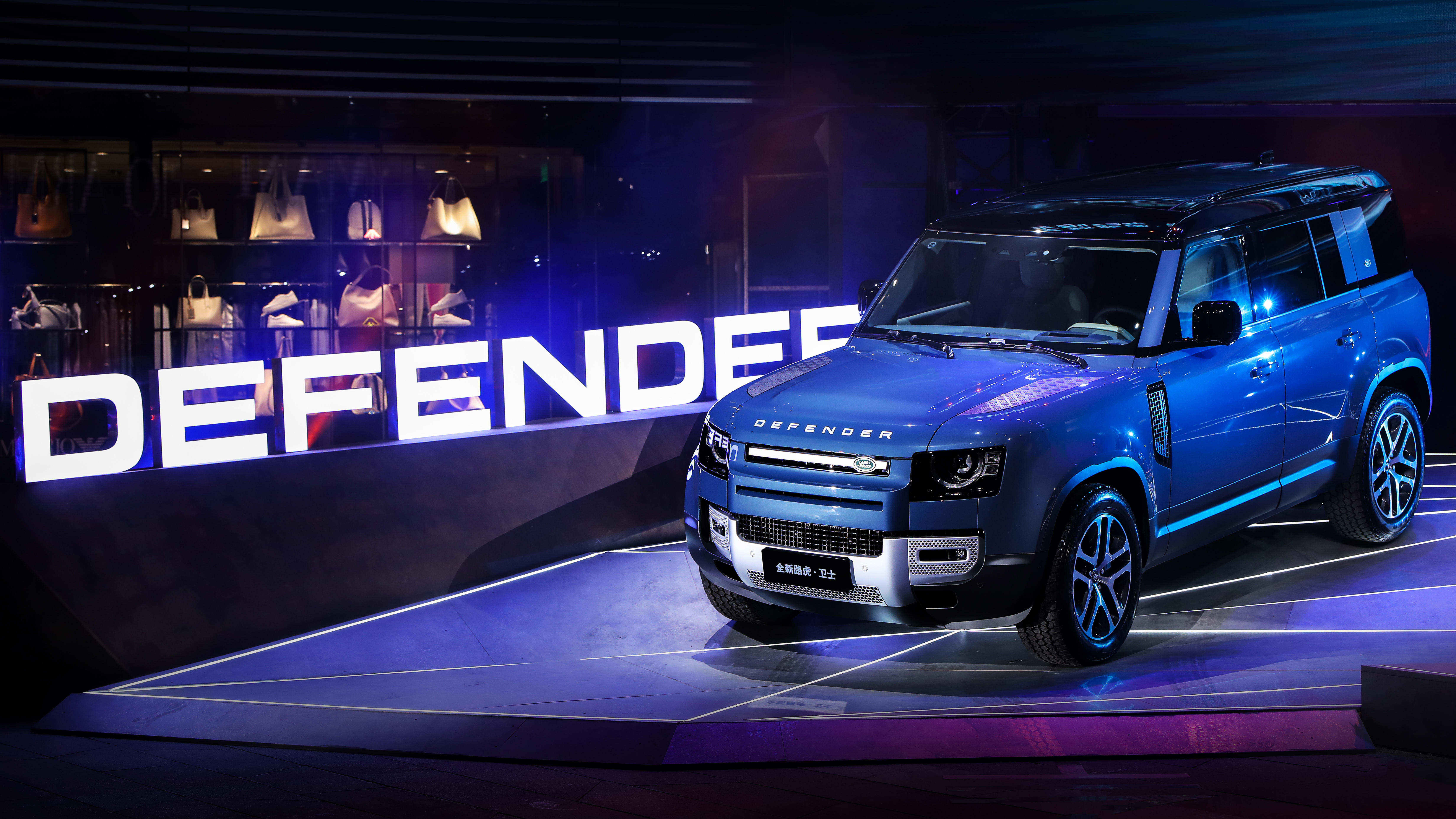 Next Speed | 停摆3年再度复出，全新路虎卫士110启动预售