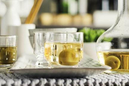 千亿级的果酒市场，只靠年轻人能喝出下一个茅台吗？