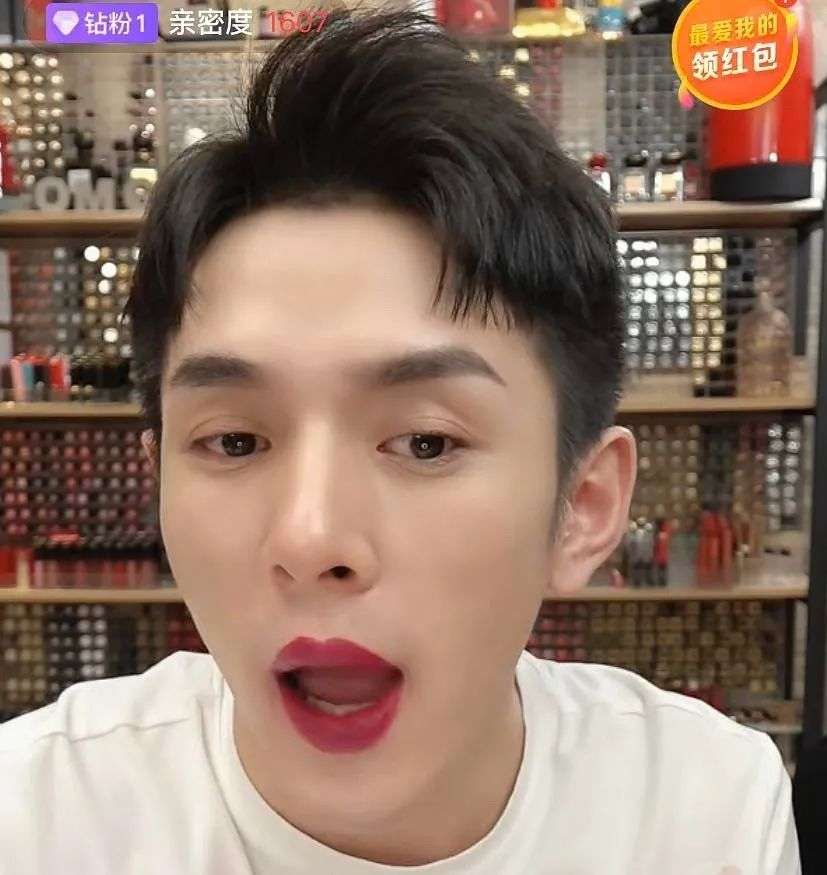 LV在小红书直播，Gucci拍抖音…2020年，奢侈品变Low了吗？