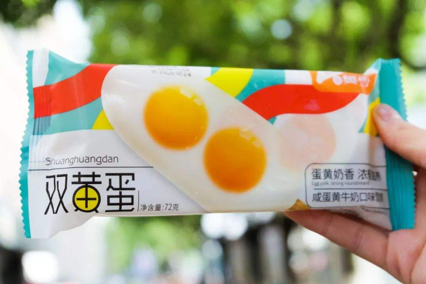 一根冰淇淋=2杯瑞幸？冰淇淋在这个夏天变了