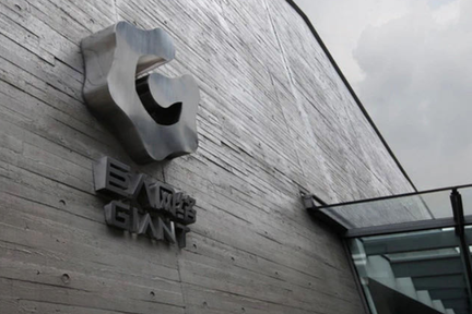 史玉柱难退休，巨人网络不服老