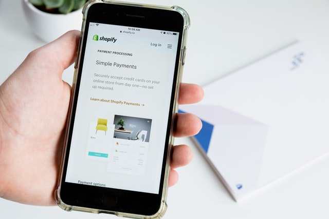 实体商店的“避风港”Shopify，能否成为抗衡亚马逊的新力量？（上）