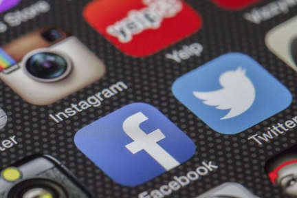 杀死Tik Tok：扎克伯格社交帝国的阴暗面